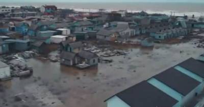 Последствия шторма в Кирилловке: вода затопила базы и дома и не отступает (видео)