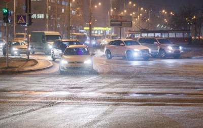 В Киевской области с начала непогоды произошло более 70 аварий на дорогах