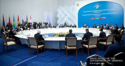 Страны ЕАЭС не позволили себе недружественных действий в период пандемии - Назарбаев