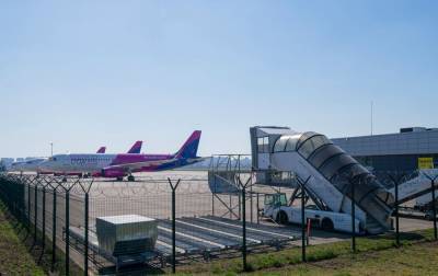 В аэропорту "Киев" отменили ряд международных рейсов из-за непогоды