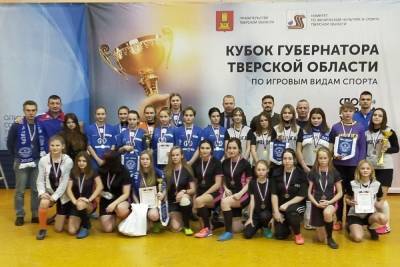 Игроки тверского ФК провели конкурс пенальти между девочками-футболистками