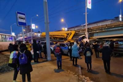 Во Владивостоке произошло массовое ДТП с 16 машинами
