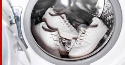 Специалисты рассказали, как правильно стирать кроссовки в стиральной машине