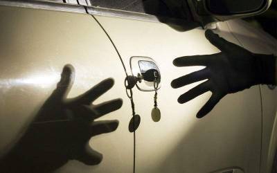 В Запорожье у пенсионера украли автомобиль: преступник задержан