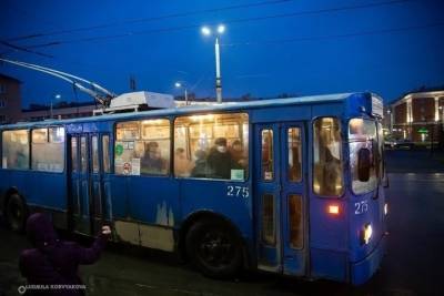Власти Петрозаводска разрешат повысить стоимость проезда в троллейбусах