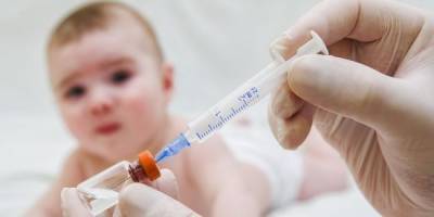 Эксперты в Раде на поддержали обязательную вакцинацию детей от 10 болезней