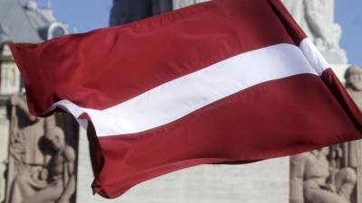 Латвия вопиющим образом попирает основы демократии