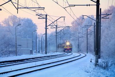 Из-за непогоды в пути задержались 5 поездов: как ситуацию оценивают в Укрзализныце
