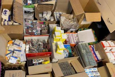 В Киеве злоумышленники занимались контрабандой и продажей запрещенных лекарств