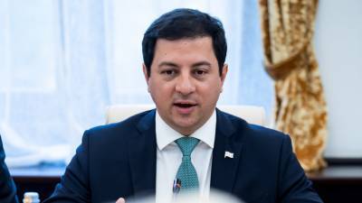 Спикером грузинского парламента переизбран Арчил Талаквадзе