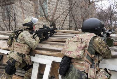 В Карачаево-Черкессии боевик взорвал себя при попытке задержания