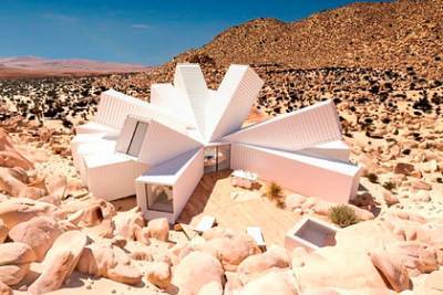 В американской пустыне построят дом-«вспышку» из контейнеров