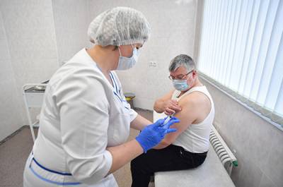 В регионы начала поступать тест-система для иммунитета после вакцинации