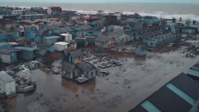 Украинский курорт превратился в Атлантиду, под воду ушли десятки домов: кадры разрушений