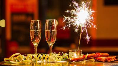 Минздрав РФ назвал безвредную дозу шампанского на Новый год