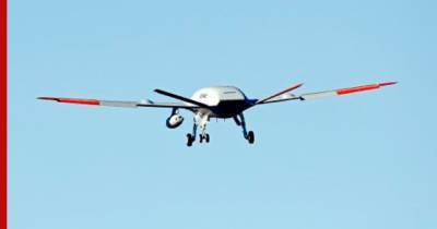 США испытали беспилотный самолет-заправщик: видео