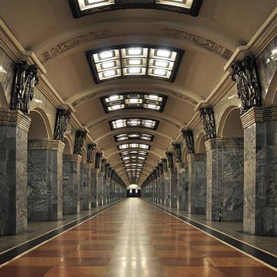 В Петербурге в новогоднюю и рождественскую ночь не будет работать общественный транспорт, в том числе метро