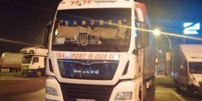Скандал с «Бандерой». Польскому перевозчику пришлось извиняться за надпись на грузовике