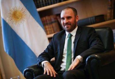 Проблемы песо не решить "одним махом" - министр экономики Аргентины