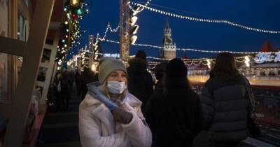 Российский губернатор хочет подарить женщинам выходной на 31 декабря