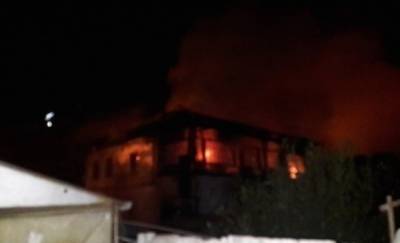 Подробности тюменского пожара на Полевой: из-за электропроводки выгорело 3 квартиры - видео