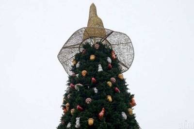 В ПЦУ не согласны с украшением главной елки Украины