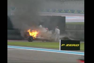 Автомобиль Кими Райкконена сгорел во время тренировки на Формуле-1