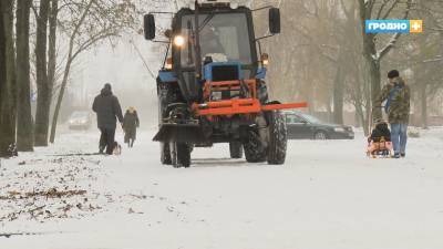 Последствия снегопада в Гродно: есть ли пострадавшие на дорогах?