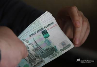 За украденные 3700 рублей мужчине грозит до двух лет