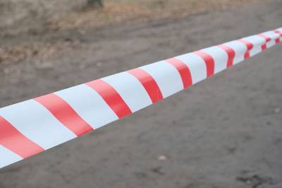 В Москве возле жилого дома обнаружили тело мужчины и ребенка