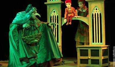 Настучи - попадешь в первачи: доносить в Туле предлагают даже зрителям Театра кукол