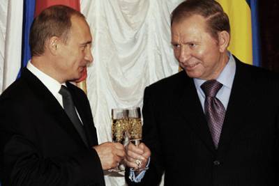 Еще одну визитку Путина решили продать за полмиллиона рублей