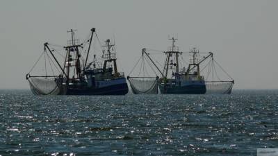 Великобритания планирует задерживать европейских рыбаков