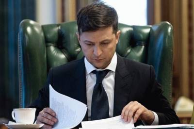 Зеленский уволил пятерых глав районов в Винницкой области