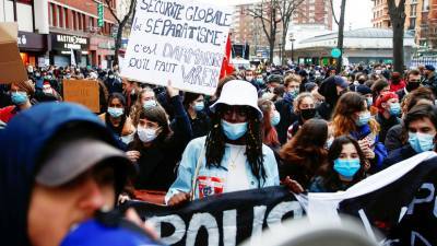 Акция протеста в Париже против закона «О глобальной безопасности»