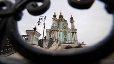 В Киеве после 5 лет реставрации открыли Андреевскую церковь