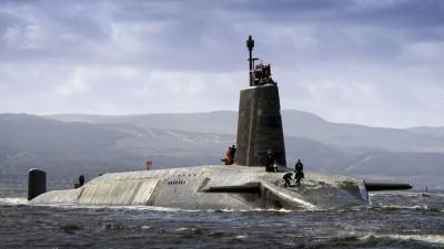 Британские ВМС будут задерживать суда из ЕС, пишет Times