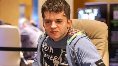 Александр "аyo" Березовский: "Чтобы прогрессировать в покере, нужно обязательно играть онлайн"