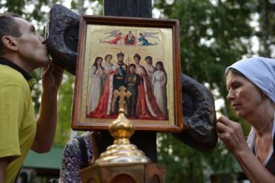 РПЦ не будет спешить с признанием останков Романовых