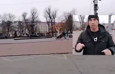 «Украинцы сила, жидам могила»: в Киеве антисемит повалил ханукальный подсвечник (видео)