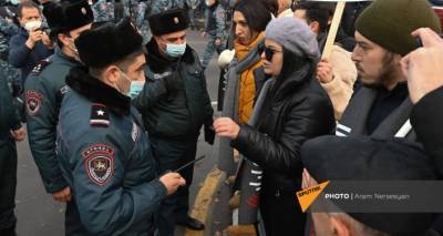 У активистов сегодня был особый посыл для армянской полиции: "протестная" хроника дня