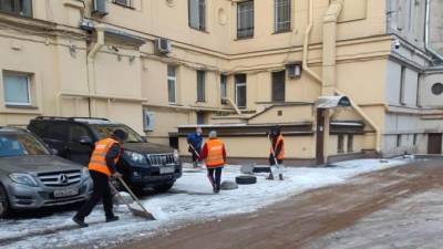 В субботу в Петербурге выпало более 3 см снега