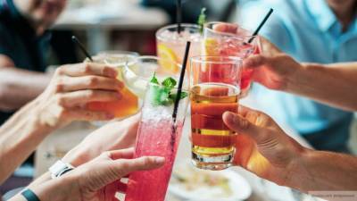 Чешские законодатели запретили напитки "на вынос"