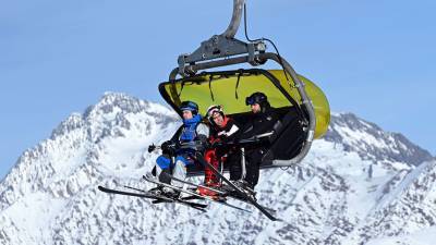 Россияне назвали любимые горнолыжные курорты внутри страны