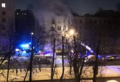 Три человека погибли в пожаре в Петербурге