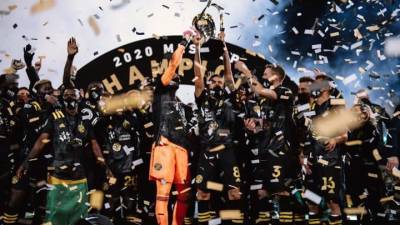 "Коламбус" стал новым чемпионом MLS, в финале разгромив "Сиэтл"