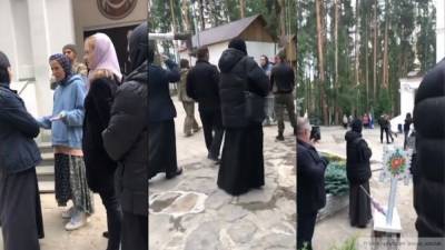 СК отказался возбуждать дело после нападения на Собчак в монастыре Сергия