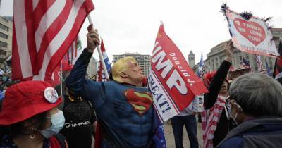В США во время митингов между сторонниками и противниками Трампа произошли беспорядки и стрельба