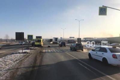 В Татарстане на трассе М7 грузовик насмерть сбил мужчину