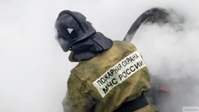 Полиция устанавливает причины пожара в мебельном цехе в Пензенской области